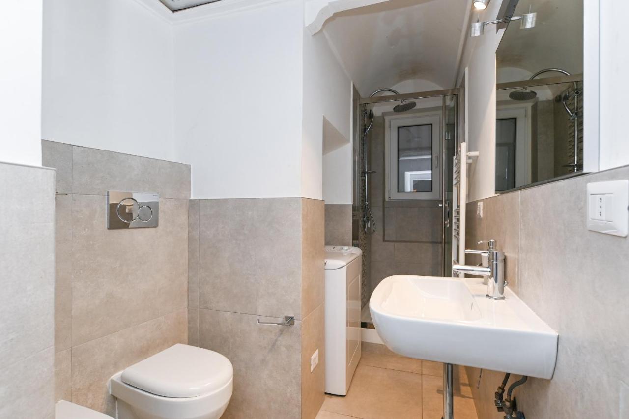 Gorgeous Trastevere Loft On The River Apartment