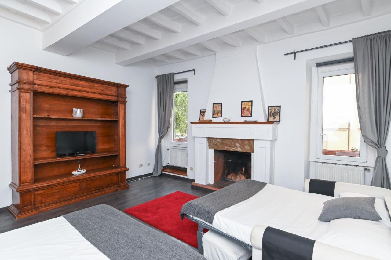 Lejlighed Gorgeous Trastevere Loft On The River *