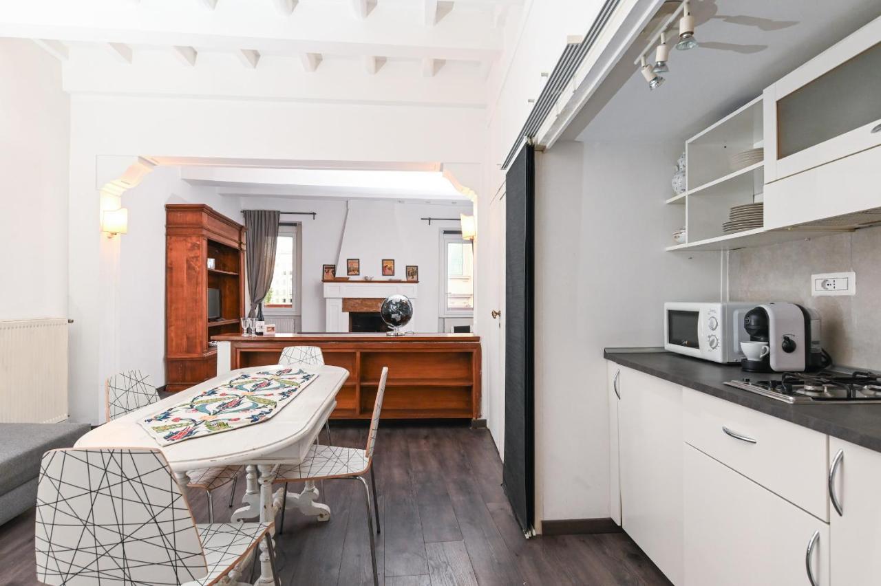 Gorgeous Trastevere Loft On The River Lejlighed *
