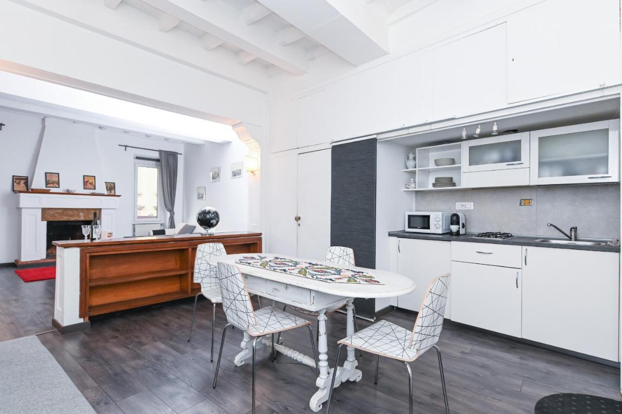 Lejlighed Gorgeous Trastevere Loft On The River *
