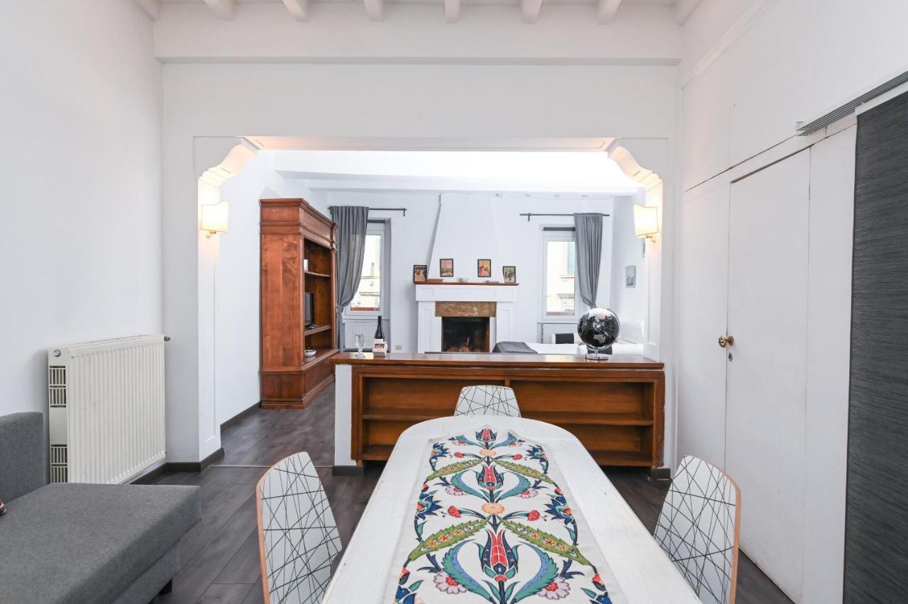 Gorgeous Trastevere Loft On The River Lejlighed